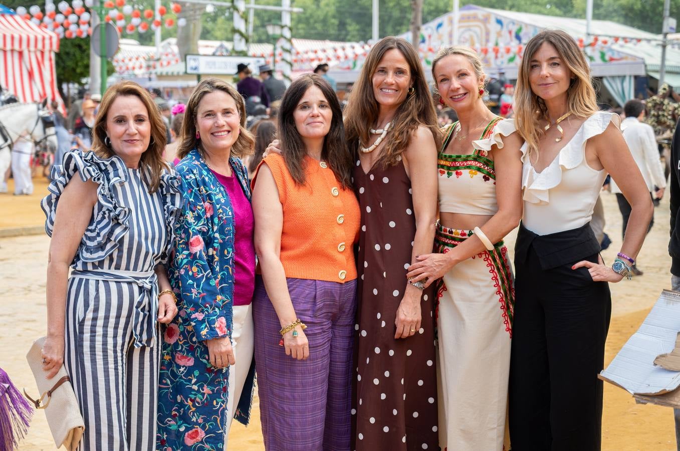 Lola Muruve, Anabel Santaella, Rocío Navarro, Belén Santaella, Luz Roldán y Carlota Arraiza