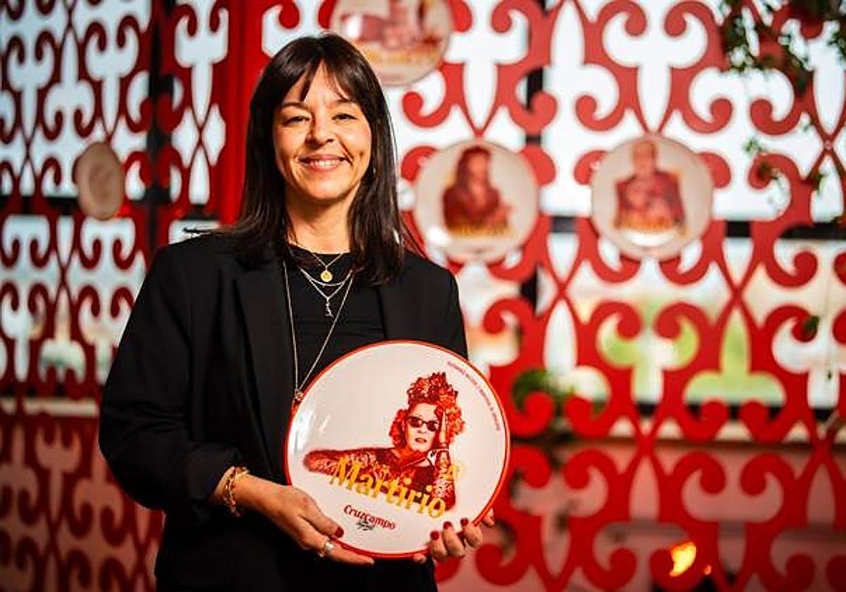 La artista sevillana está considerada como una pionera del arte urbano en Andalucía