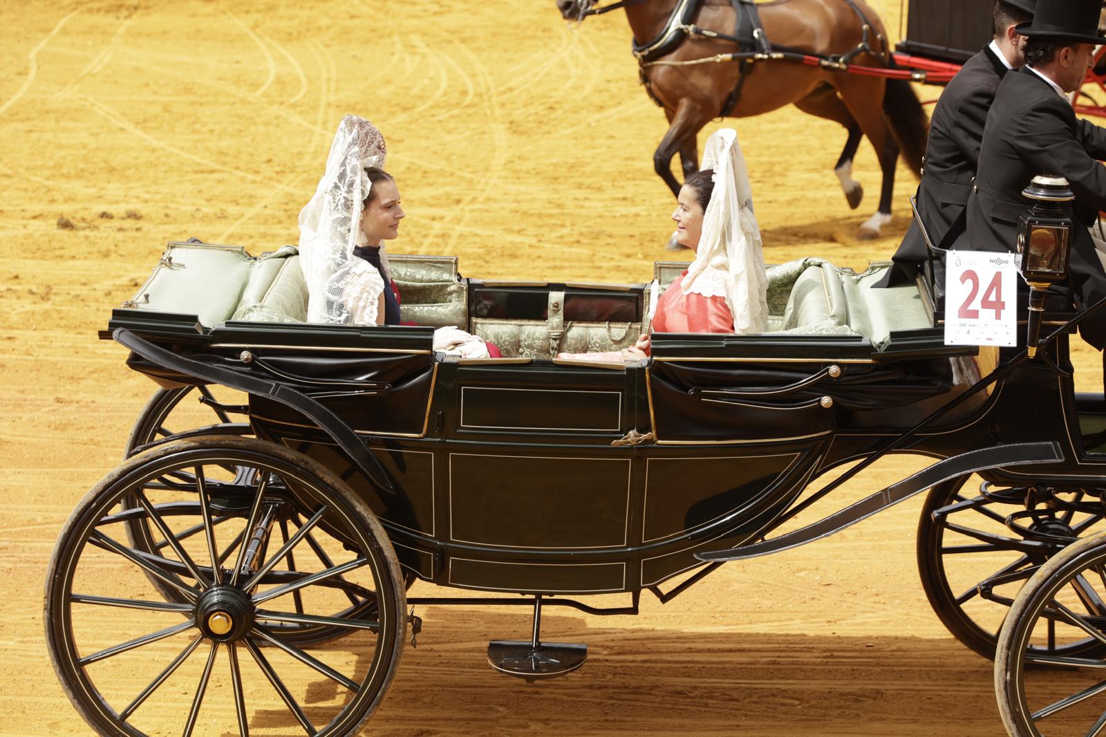 En imágenes, la Exhibición de Enganches en la Maestranza, un museo al aire libre
