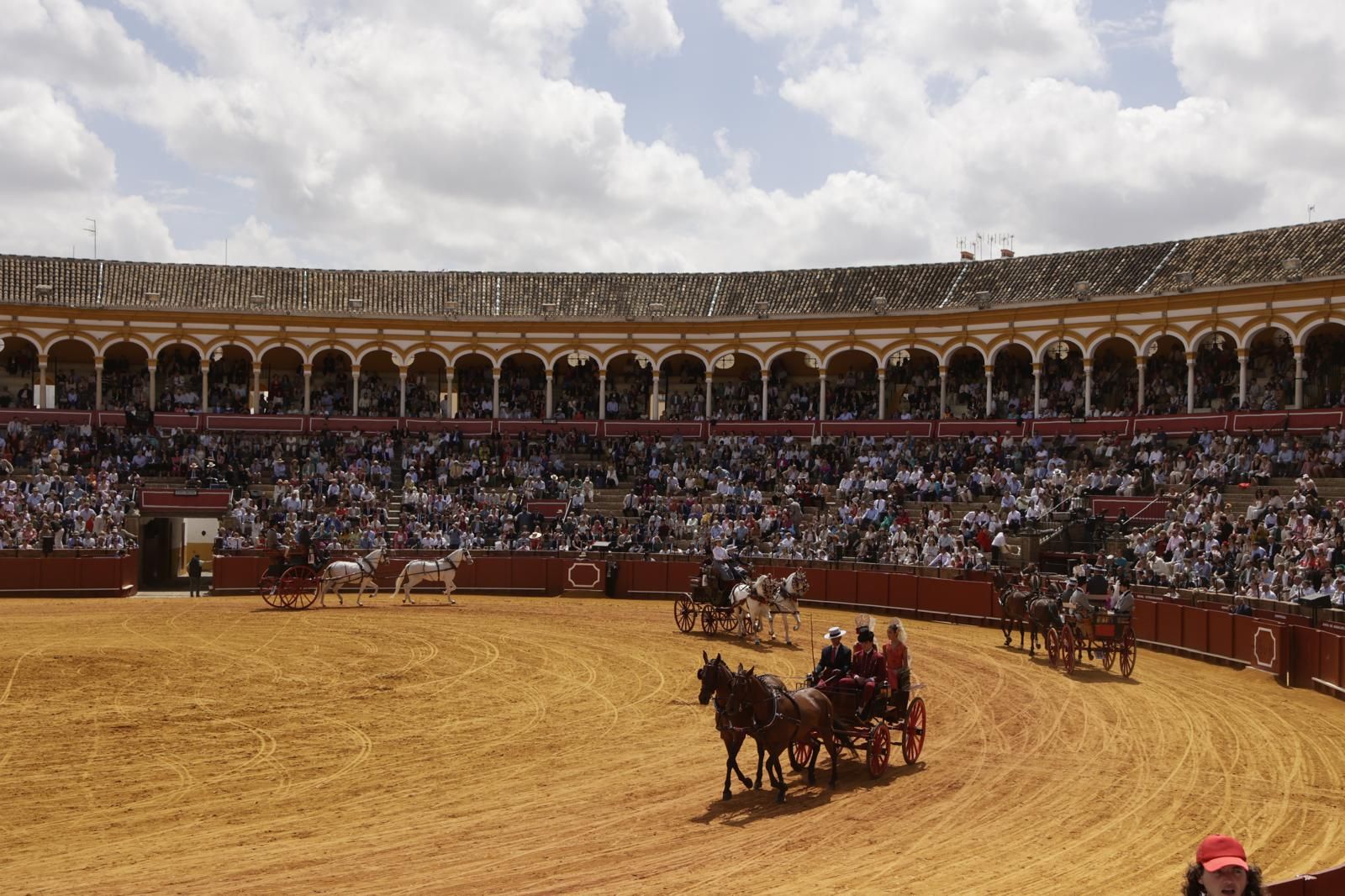 En imágenes, la Exhibición de Enganches en la Maestranza, un museo al aire libre