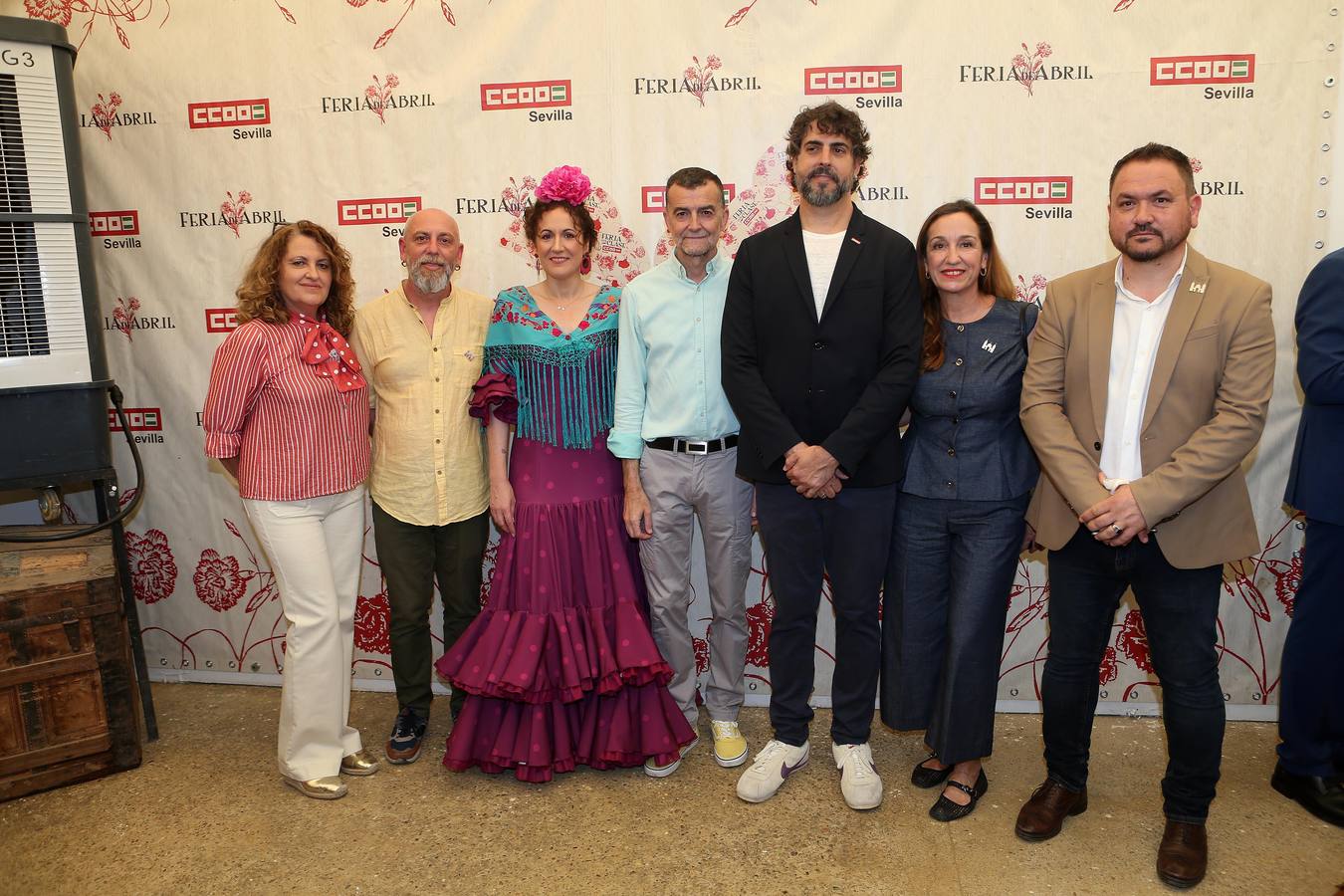 Concepción, Ernesto Alba, Nuria López, Antonio Maíllo, Carlos Aristu, María Izquierdo, Luis Escamilla,, en la recepción de CC.OO.
