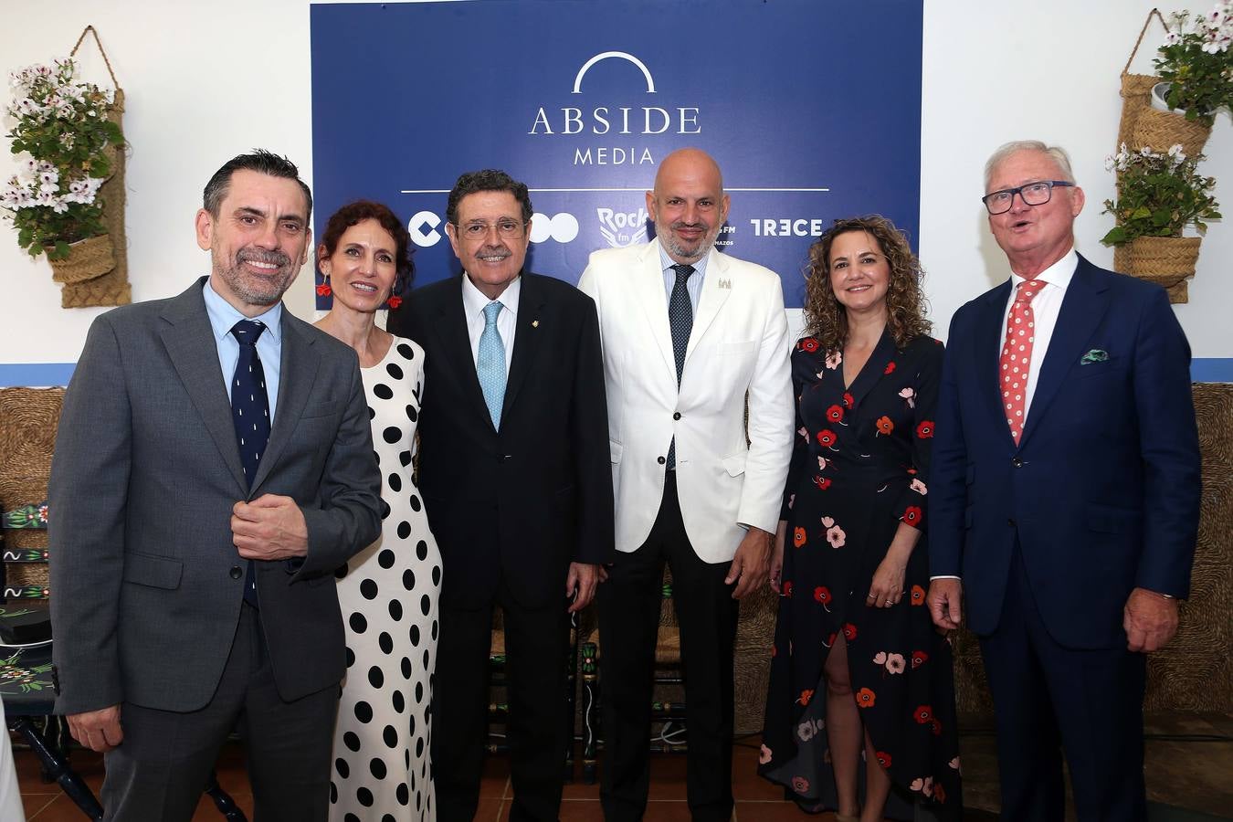 Recepción de la cadena Cope. Juan Diego Periáñez, Ana Aguado, José Alberto Pañero, Manuel Alés, Lucía Fernández y Joaquín López-Saez