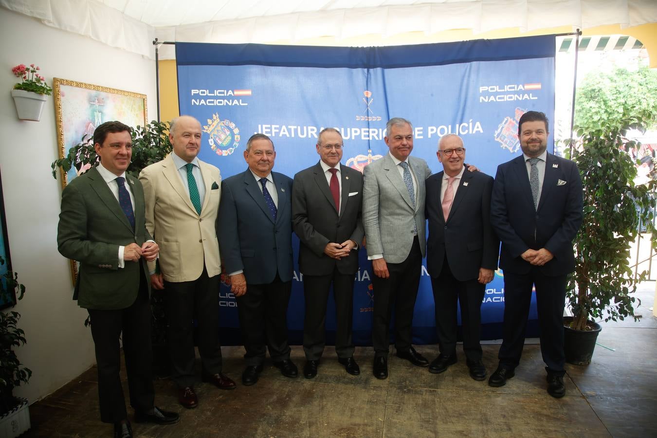 Recepción de la Policía Nacional. Juan de la Rosa, Alberto Balbotín, José Eduardo Quirós, Andrés Martín Garrido, José Luis Sanz, Luis Aparcero y Pedro Avendaño