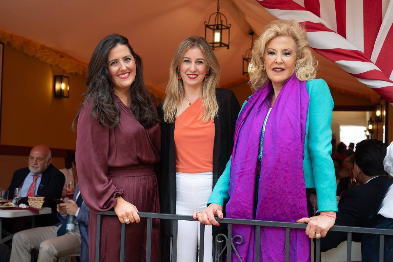 Irene y Blanca Pareja-Obregón y Rocío Caballero