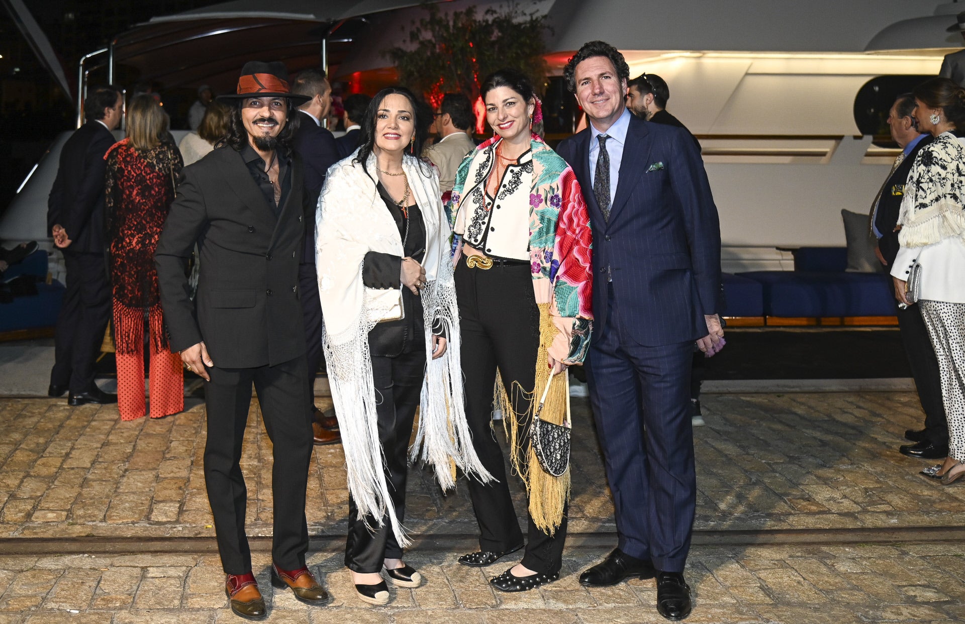 El millonario mexicano Ricardo Salinas, anfitrión en su yate de lujo para los famosos en la Feria de Sevilla