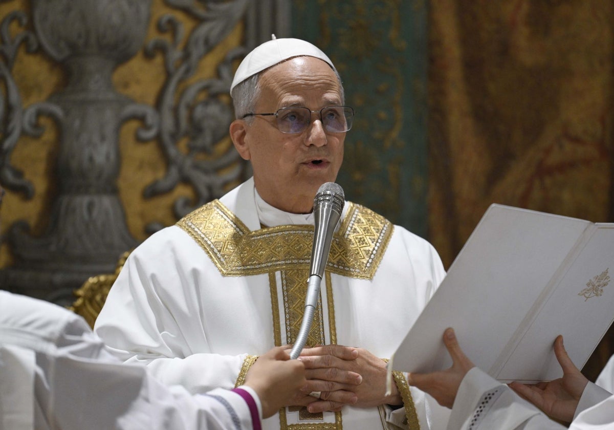 El Papa León XIV oficiando la misa de este viernes en Roma