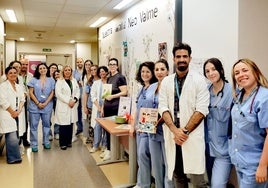 La «brecha de los 30 minutos»: lo que supone leer cuentos media hora diaria a un bebé