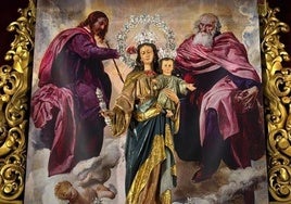 La Trinidad de Velázquez 'corona' a María Auxiliadora en Sevilla