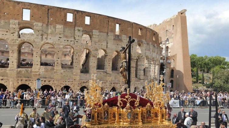 El Cachorro en Roma en la Procesión del Jubileo de las Cofradías, en imágenes