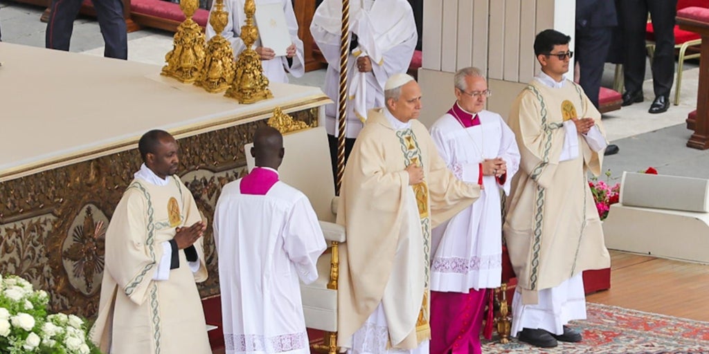 El Papa León XIV saluda a los peregrinos del Jubileo de las Cofradías