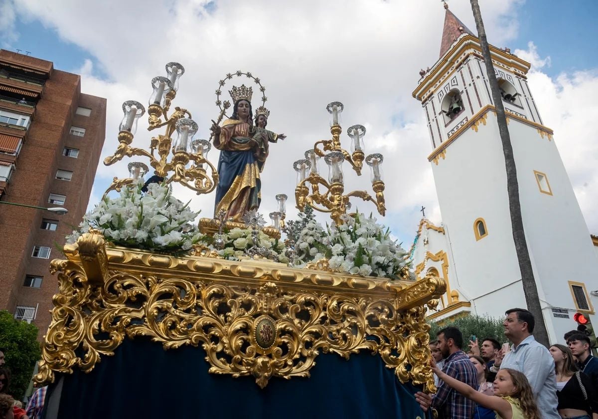 María Auxiliadora saldrá por las calles de Nervión, Triana, San Vicente y el Polígono Sur