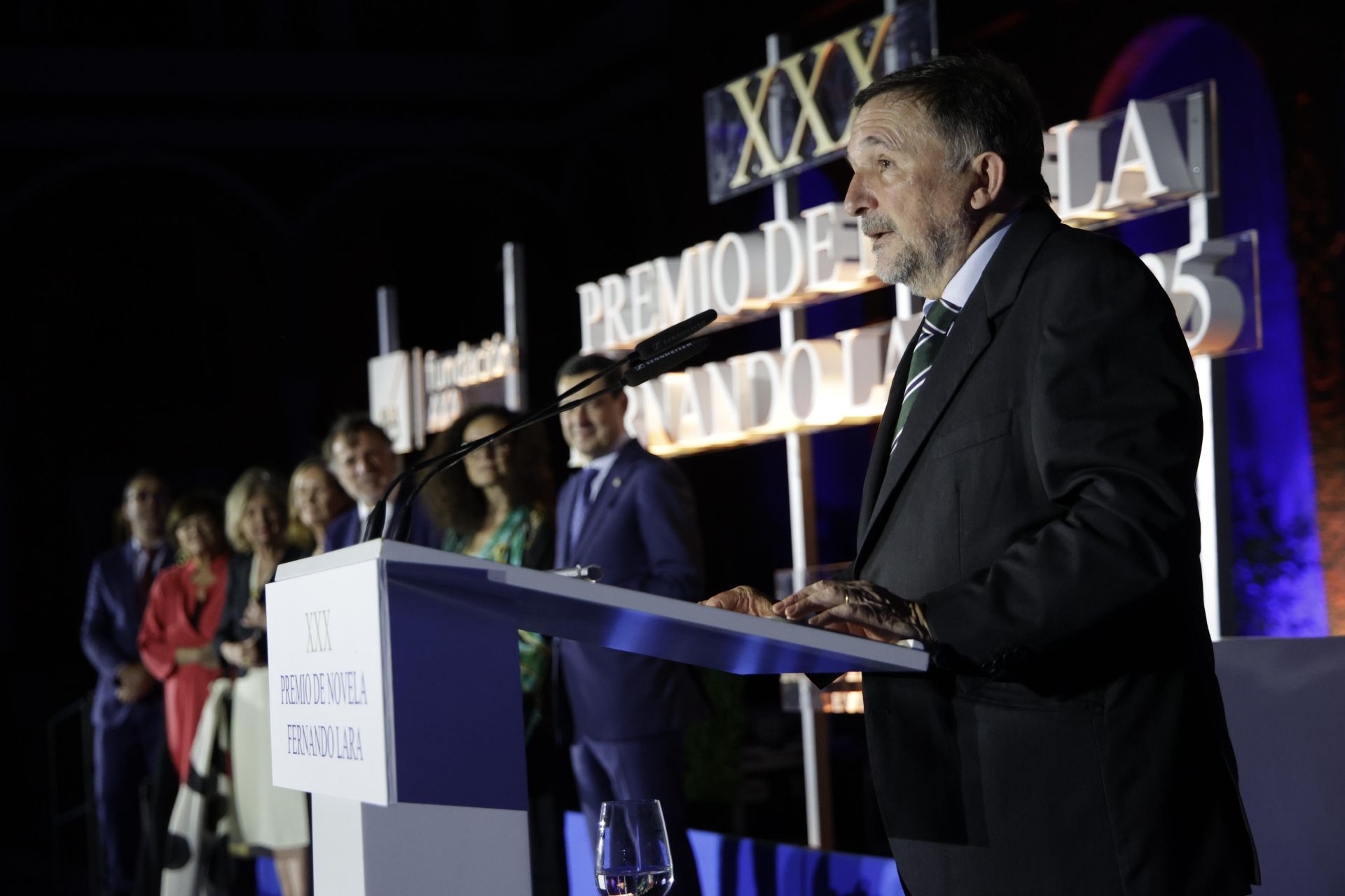 Entrega del Premio Fernando Lara 2025 a Sergio Vila-Sanjuán