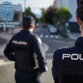 Dos agentes de la Policía Nacional, en una imagen de archivo