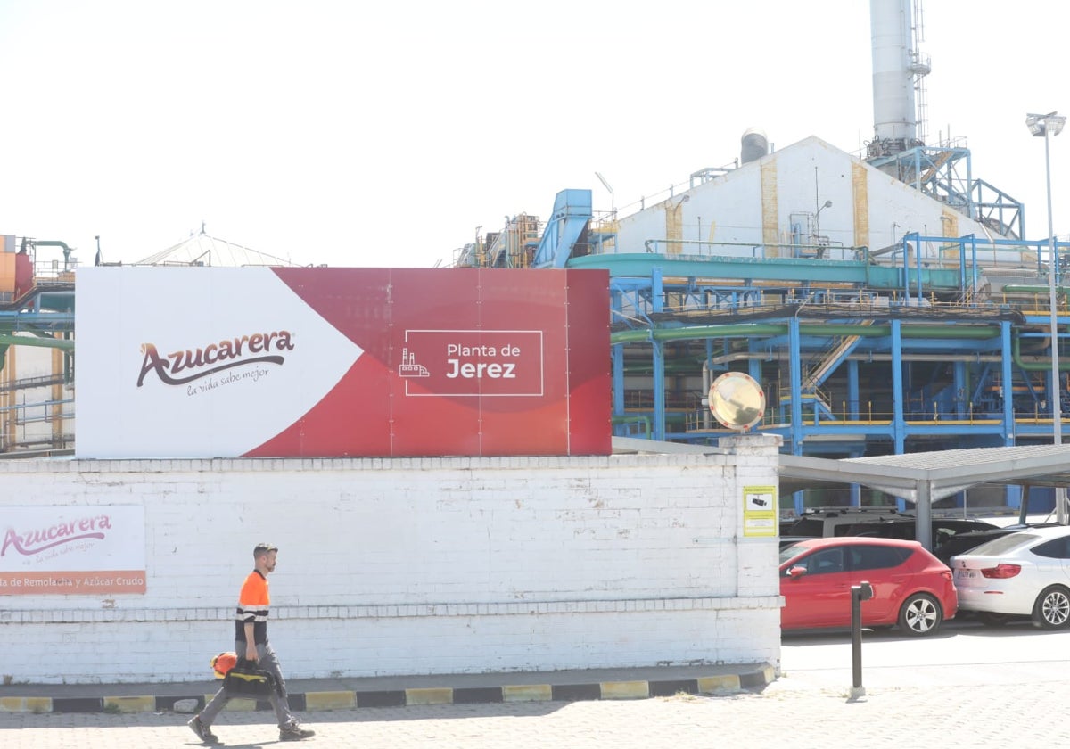 Acceso a la factoría de Azucarera de Jerez