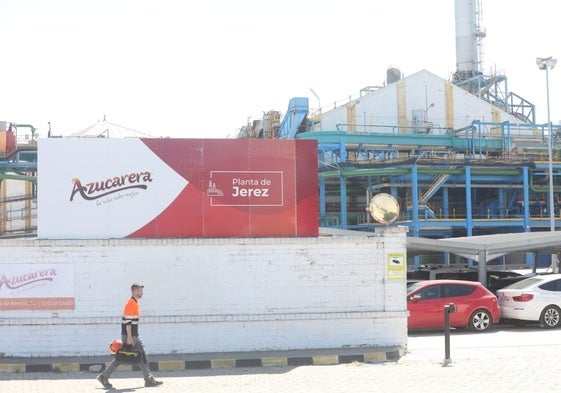 Acceso a la factoría de Azucarera de Jerez