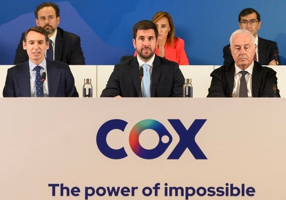 Junta de accionistas de Cox, presidida por Enrique Riquelme