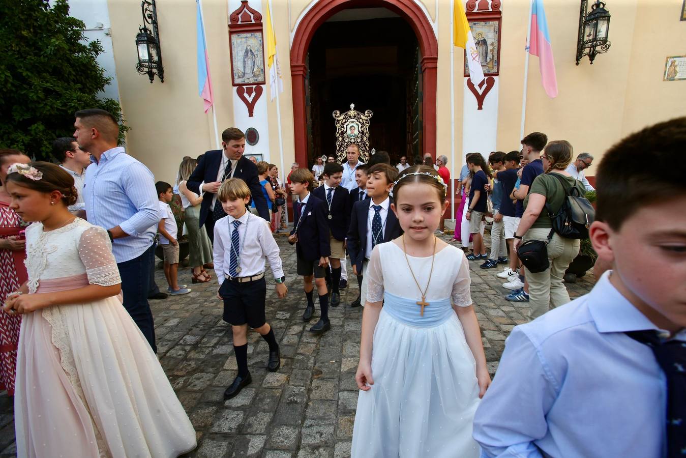 Procesión de María Auxiliadora de los Salesianos de la Trinidad