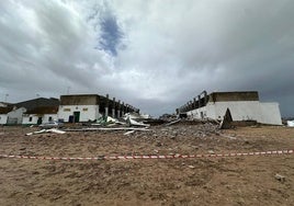 Piden imputar por homicidio a los administradores de la fábrica derrumbada en Coria del Río