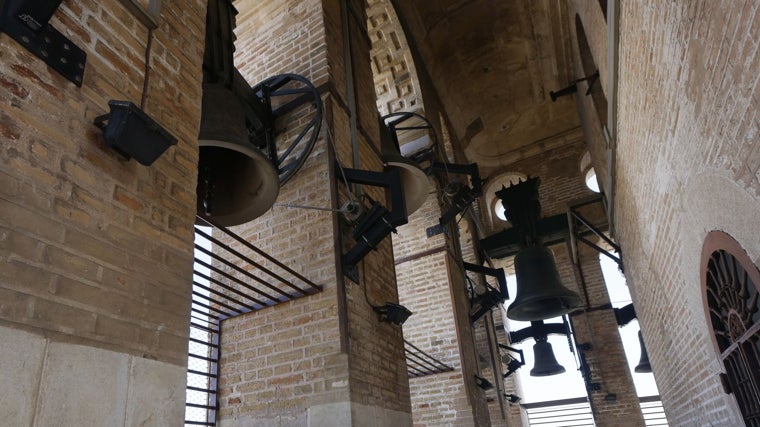 El cuerpo de campanas de la Giralda