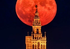 Astrofotografía en Sevilla: un centenar de fotógrafos captarán la luna llena sobre la ciudad