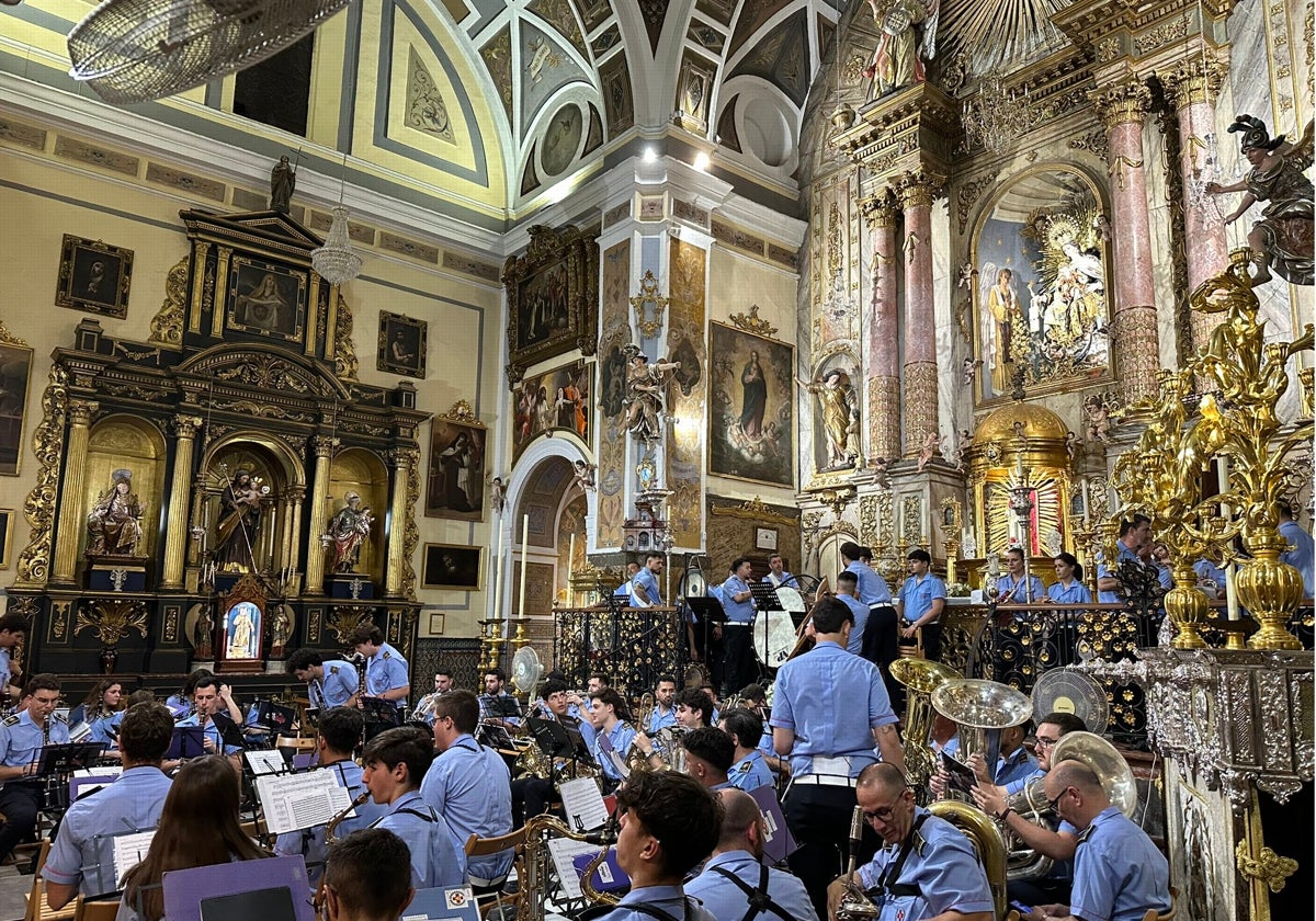Concierto de la banda de la Cruz Roja en el Santo Ángel