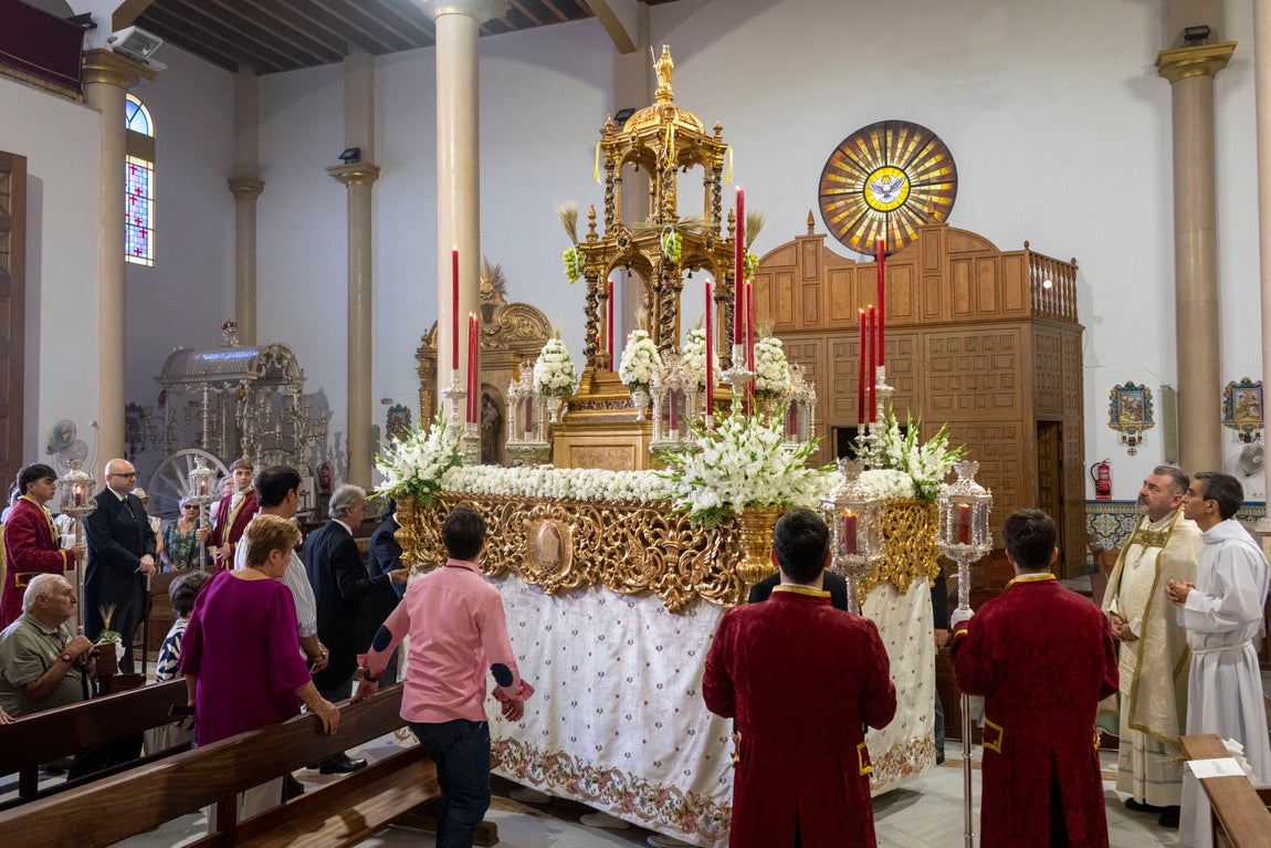 Las imágenes de las procesiones sacramentales del domingo de la Santísima Trinidad