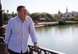 Félix Machuca:  «Tanto en prensa como en literatura hay que escribir claro. Eso de escribir jeroglíficos lo dejo para las pirámides»