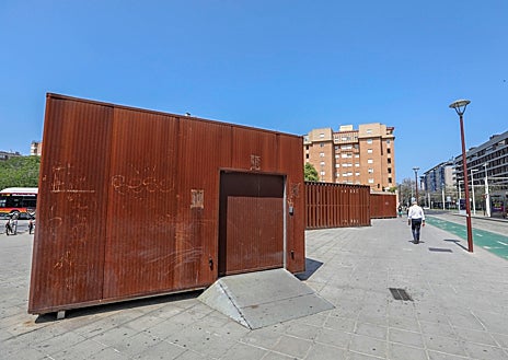 Imagen secundaria 1 - Intercambiador de la Enramadilla: atravesando las traseras