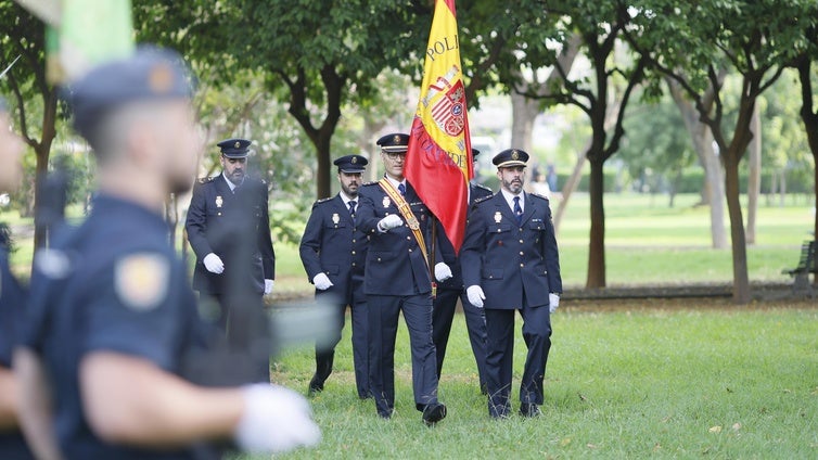La Policía Nacional recuerda en Sevilla a las víctimas del terrorismo