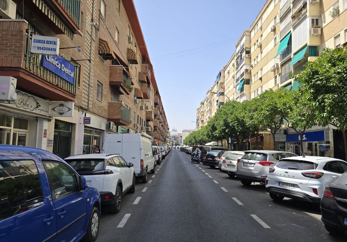 Los vecinos de la calle León XIII son algunos de los que han solicitado la implantación de la zona azul