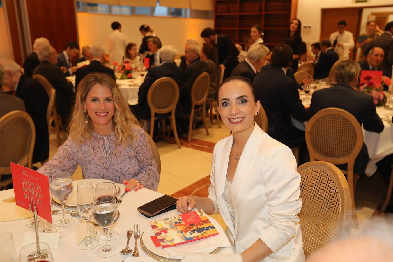 Ana Mestre y Ana Belén Morales