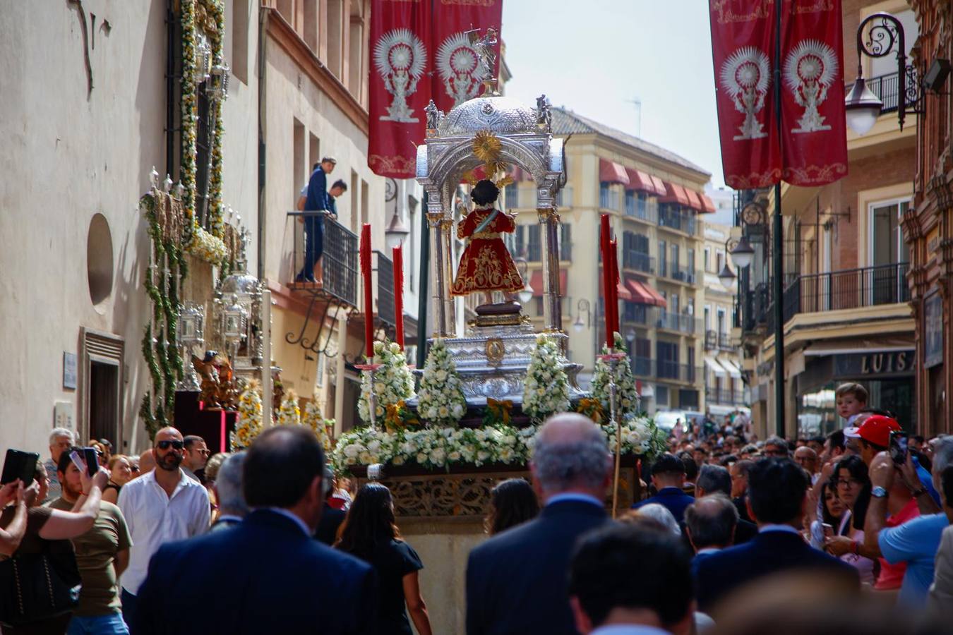 Procesión del Corpus en los alrededores de la Catedral