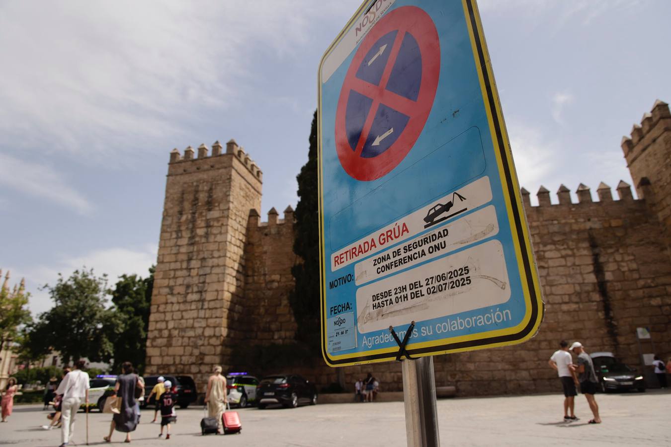 Miembros de la Policía Local y Nacional así como equipos de la Guardia Civil han tomado Sevilla para la Cumbre de la ONU