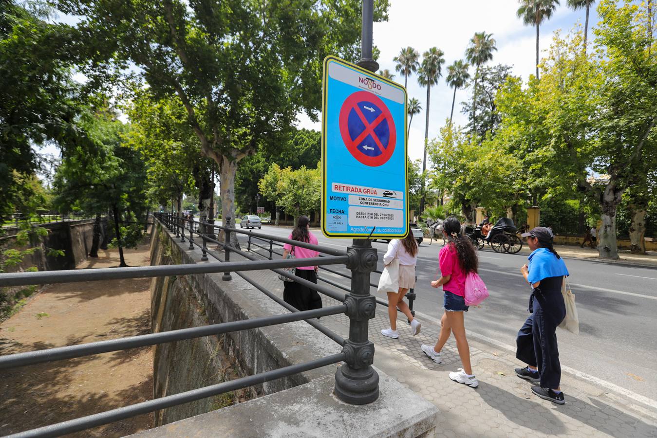 Miembros de la Policía Local y Nacional así como equipos de la Guardia Civil han tomado Sevilla para la Cumbre de la ONU