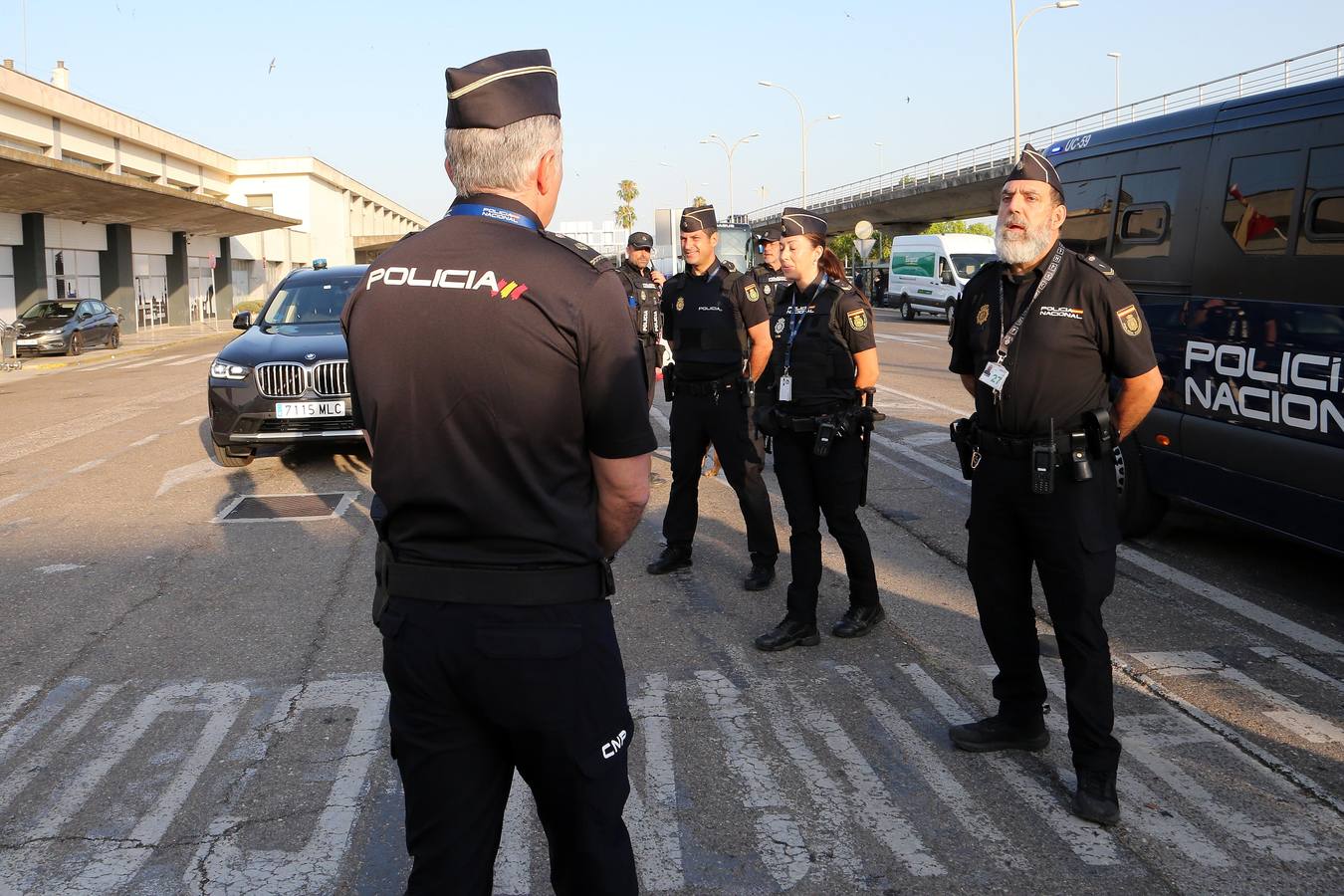 Los agentes esperan a los mandatarios desde el mismo aeropuerto de San Pablo para garantizar su seguridad