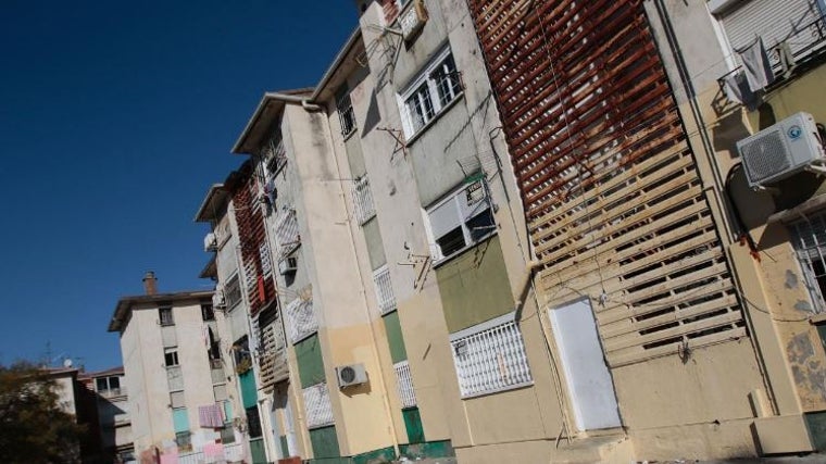 Bloques de pisos en el Polígono Sur, el barrio más pobre de España