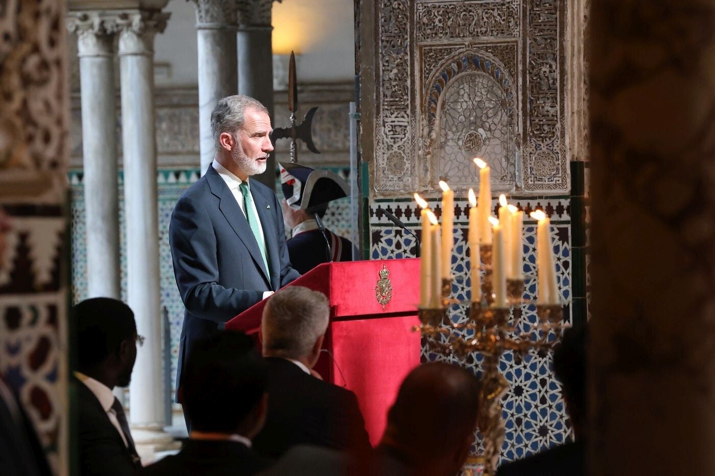 Sus Majestades los Reyes, Don Felipe y Doña Letizia, presiden en el Real Alcázar de Sevilla la cena oficial
