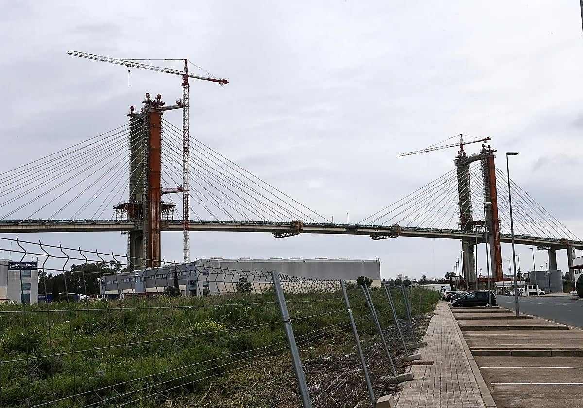 El puente del Centenario, en obras