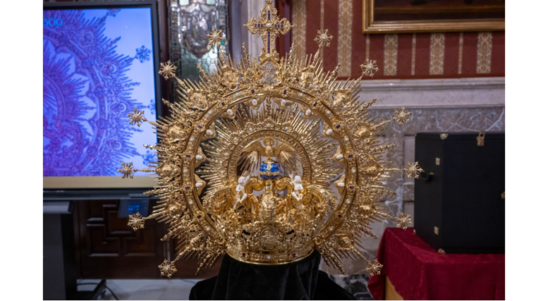 Corona de la coronación de la Virgen del Rocío