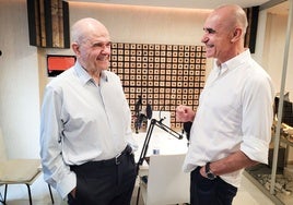 Muñoz rescata a Chaves para que apoye su candidatura a la Alcaldía en plena crisis del PSOE