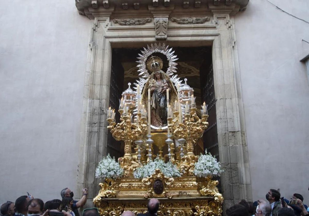 La Virgen del Amparo de la Magdalena