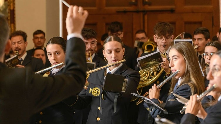 Así suena la banda de la Paz de Málaga, que debutará el año que viene en la Semana Santa de Sevilla