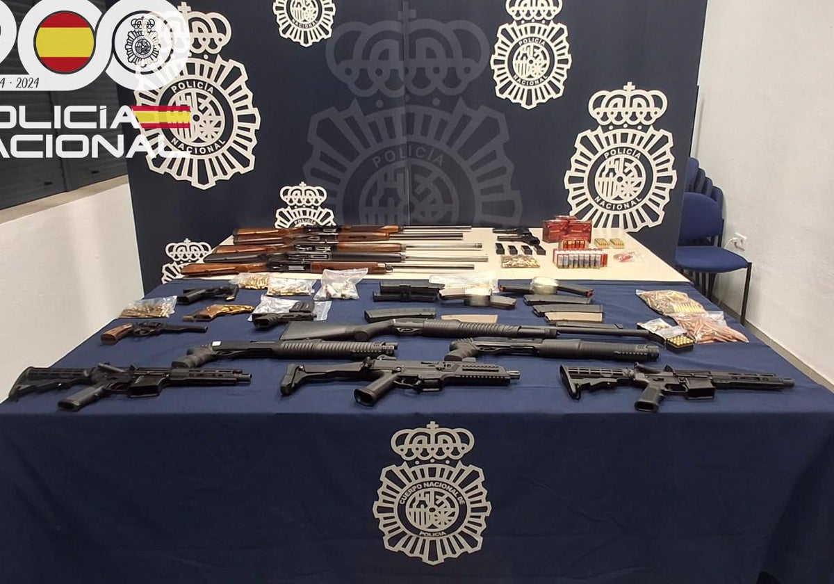 Armas incautadas durante las operaciones contra el crimen