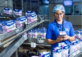 Lactalis, productora de leche Puleva, invierte 5,5 millones de euros en su fábrica de Granada