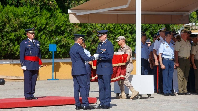 La toma de posesión del coronel Luis Alberto Parallé Lorente, en imágenes