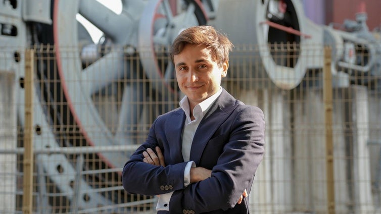 El mejor expediente en Bioquímica de Sevilla: «Mi padre es camarero y siempre me dijo que la hostelería era muy dura y que estudiara»