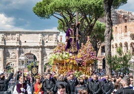 El antiguo paso de San Gonzalo regresa a Sevilla para ser restaurado por Paco Pardo