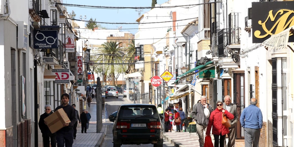 Un concejal de La Puebla de Cazalla se presenta a un empleo del área que él mismo dirige y obtiene la mejor puntuación
