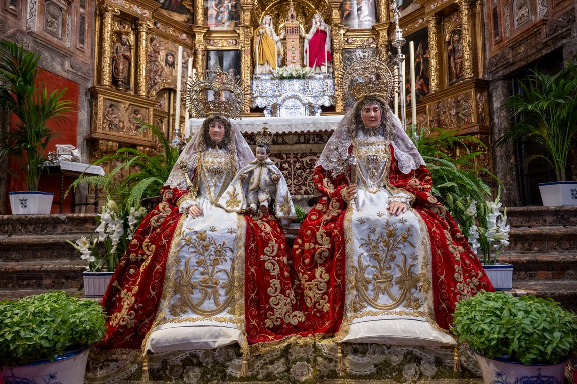 Las imágenes de Santa Ana en su festividad