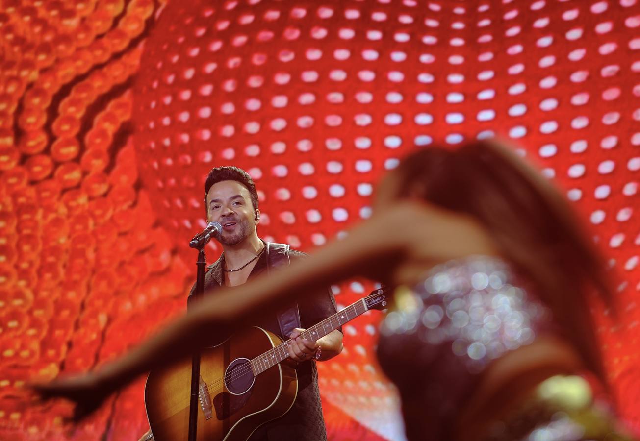 Luis Fonsi sintió el cariño del público de Jerez durante todo el concierto